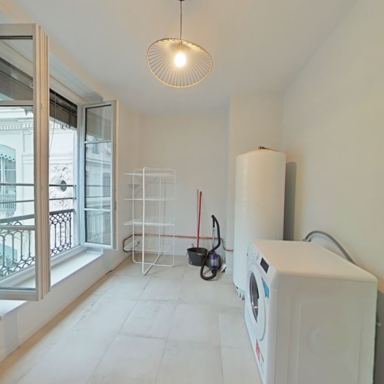  Annonces TASSIN : Appartement | LYON (69001) | 133 m2 | 2 600 € 