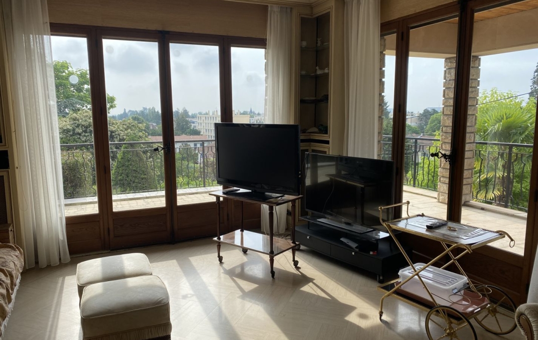 Annonces TASSIN : Maison / Villa | CHAMPAGNE-AU-MONT-D'OR (69410) | 285 m2 | 900 000 € 