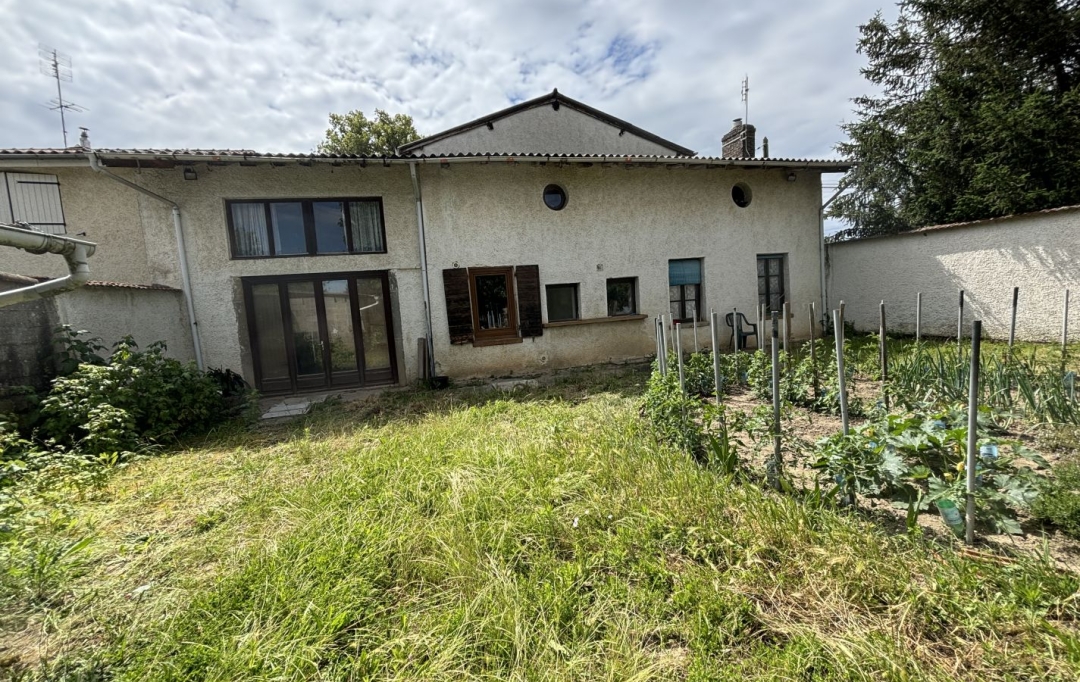 Annonces TASSIN : Maison / Villa | CAILLOUX-SUR-FONTAINES (69270) | 200 m2 | 330 000 € 