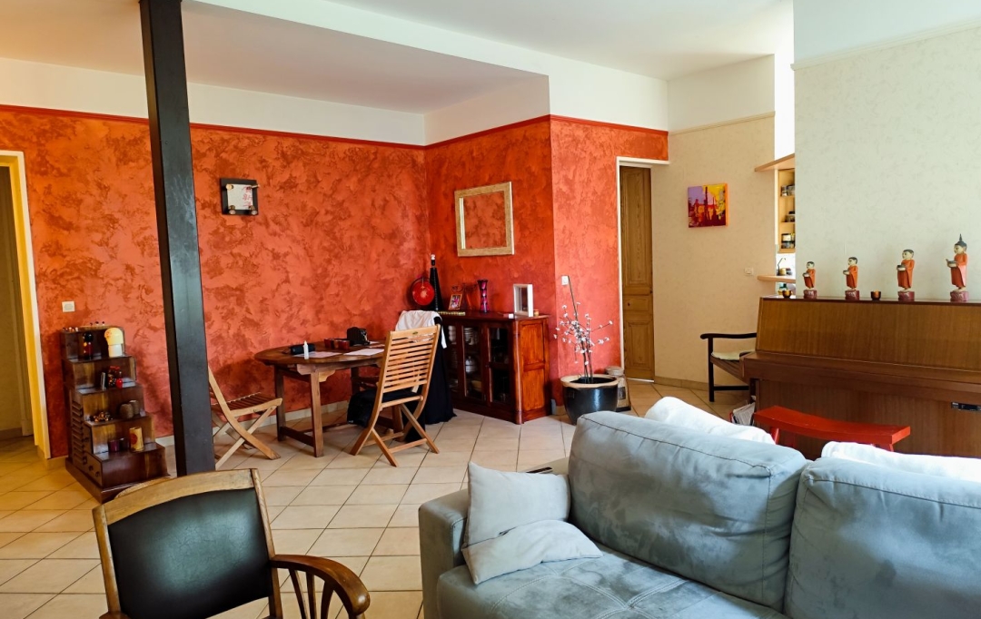 Annonces TASSIN : Appartement | SAINT-PIERRE-LA-PALUD (69210) | 119 m2 | 235 000 € 